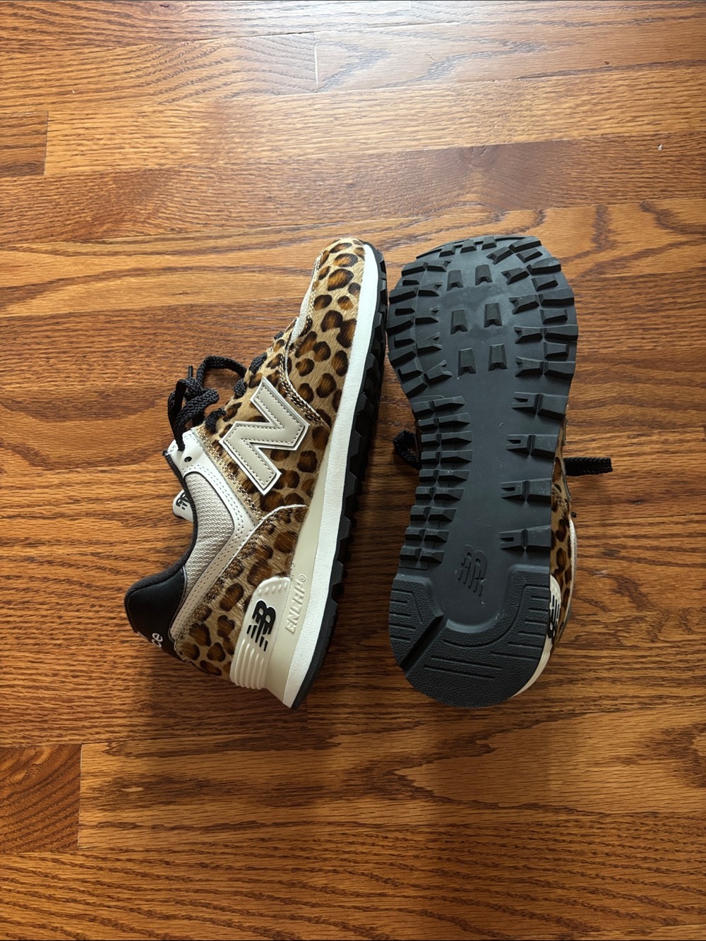 New Balance Women’s ' 574 Leopard Print Sneakers - Brown/Black - Picture 4 of 7